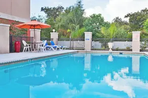 Holiday Inn Express Hotel & Suites Bartow by IHG - Pool