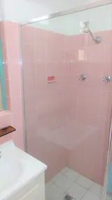 Blue Pacific Motel Swansea - Bathroom