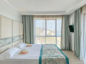 GRIFID Metropol Hotel - Premium All inclusive & Private Beach - Adults Only - Værelse