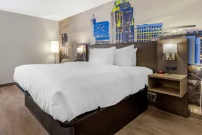 Clarion Pointe Raleigh Midtown - Zimmer