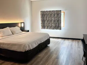 Studio 6 Suites Elkhart, IN - Room