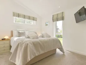 3 Horizon View - Camera