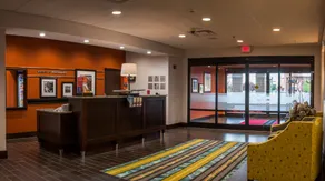 Hampton Inn & Suites Mishawaka/South Bend at Heritage Square - Réception