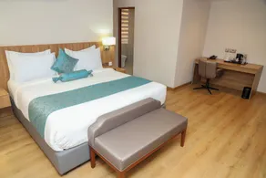Urbanwoods Hotel Suites by ICON - Room