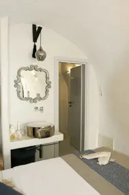 Esperia Luxury Suites - Room