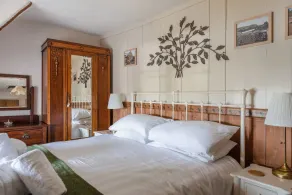 End Cottage - Room