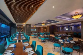 Radisson Blu Kaushambi Delhi NCR - Restaurant