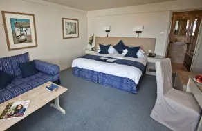 Cobo Bay Hotel - Chambre