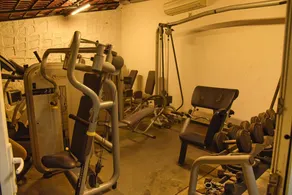 Royal Palms Luxury Service Apartment - Gym
