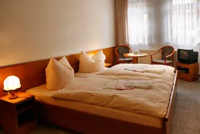 Hotel Zum Kanzler - Room