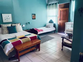 Suzies Huis Restaurant Bed and Breakfast - Room