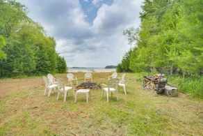 Private Beach on Shell Lake! Luxe Cabin Retreat - Innvendig