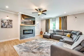 11 Mi to Dtwn: Luxe Atlanta Retreat w/ Deck & Yard - Innenbereich