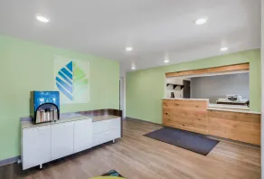 WoodSpring Suites Chicago Addison - Reception