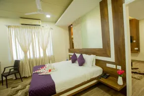 Hotel RK Renaissance - Rum