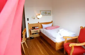 BELVEDERE - das BIO HOTEL Garni & SuiteHotel am Edersee ! Unser Geschenk für Sie, auch die GästeCard GrimmHeimat! - Room