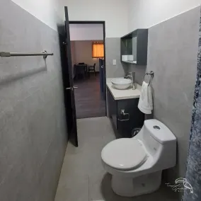 Tropical Garden Hotel - Bathroom