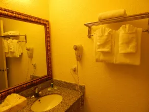 North Miami Beach Gardens Inn & Suites - Salle de bain