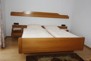 Gasthaus Metzgerei Zur Linde - Room
