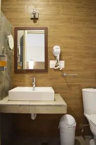 Hotel Guivá Aeropuerto - Bathroom