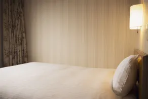 City Hotel Air Port in Prince - Chambre