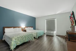 HomeTowne Studios by Red Roof Bradenton - Zimmer