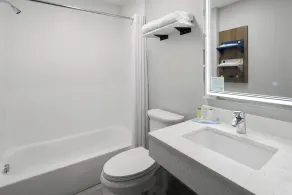 Microtel Inn and Suites Dover - Salle de bain