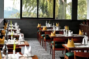 Boulevard Munnar - Restaurant