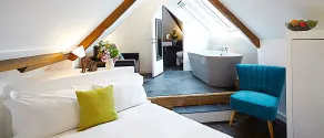 Live & Let Live Inn - Room
