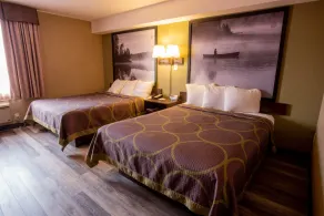 Super 8 by Wyndham Mississauga - Room
