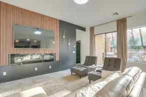 Pool Access & Private Patio: Litchfield Park Home - Interiör