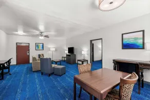 Best Western Palace Inn & Suites - Chambre