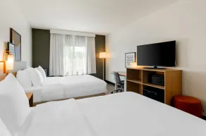 Spark by Hilton Salem East Electric Road - Room