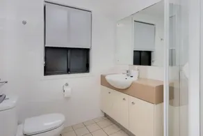 Jubilee Apartment 05 - Bring your own linen - Bathroom