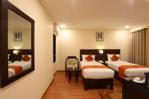 Hotel Jay Suites - Room