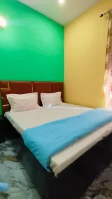 Yamunotri Darshan Resort By Preet rS - Værelse