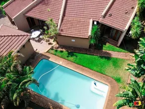 Echo Garden Guesthouse - Pool