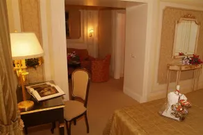 Hotel Champagne Palace - Room