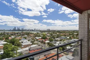 Metro Hotel Perth - View from room