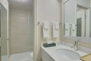 Quality Inn & Suites Suffolk - Salle de bain