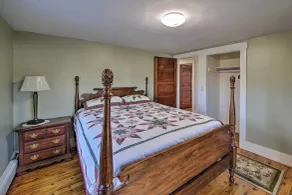 Riverfront Coastal Escape with Deep Water Dock! - Innvendig