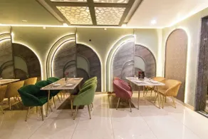 Hotel 7 PM - Restaurant