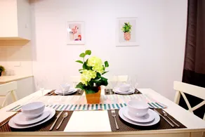 Spacious Apartment Central Location - Spisning på værelset