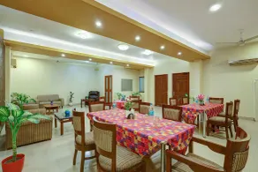 Hotel B Stays - Restaurant