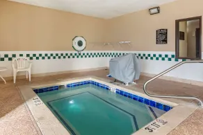 Comfort Inn & Suites Alameda at Albuquerque Balloon Fiesta Park - Piscine