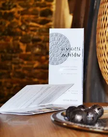 La Vieille Maison - Chambre et Halte Gourmande - Værelse