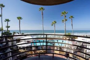 Pacific Terrace Hotel - Room