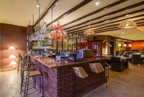 Sky Suites - Restaurant