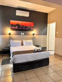 N1 Hotel Bulawayo - Room