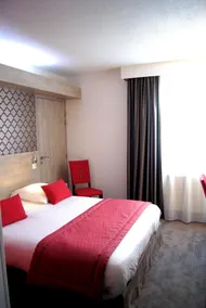 Hôtel Logis Aloe Les Herbiers - Chambre